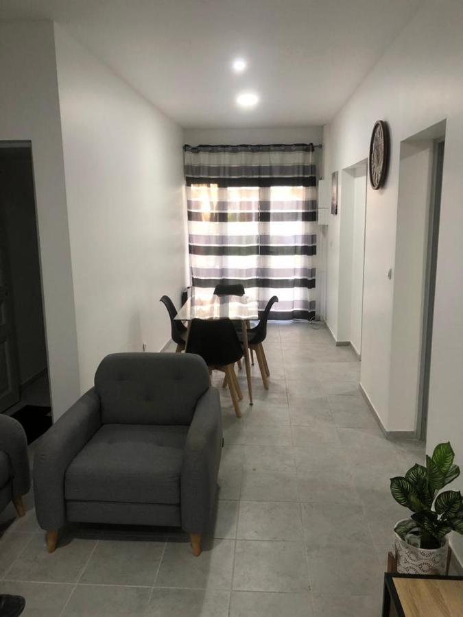 Rdc - Appartement F3 Villiers Le Bel 95 Proche De Paris Roissy Exteriör bild