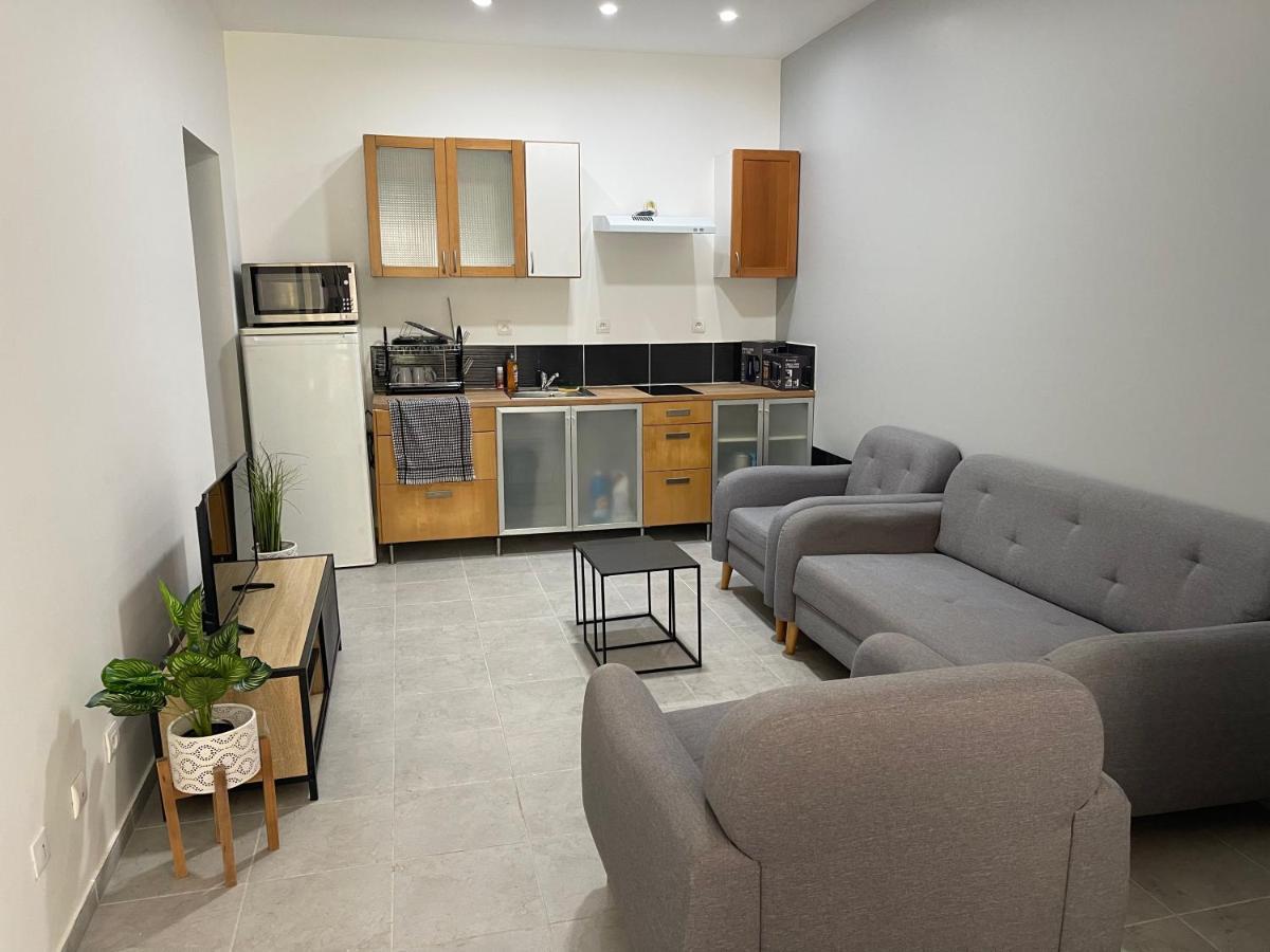 Rdc - Appartement F3 Villiers Le Bel 95 Proche De Paris Roissy Exteriör bild